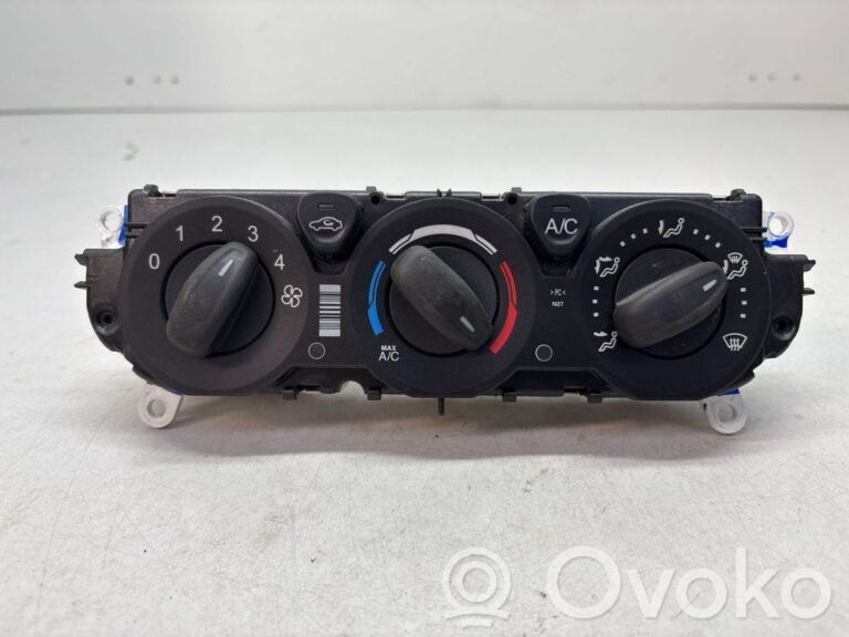 b0f4db202ed507535e93c41c03fc20d5-e50f4a8c9cf1920582cf2935e3c828df_climate_control_unit