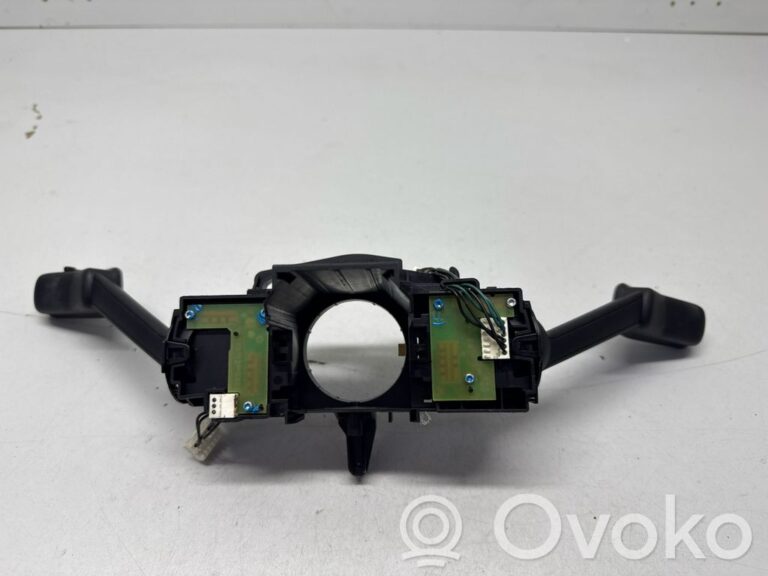 b1015b5aeac1cbccf3d510c6e3dd9dd6-d9e772d27922454121b65ba0756b7466_wiper_turn_signal_indicator_stalk_switch