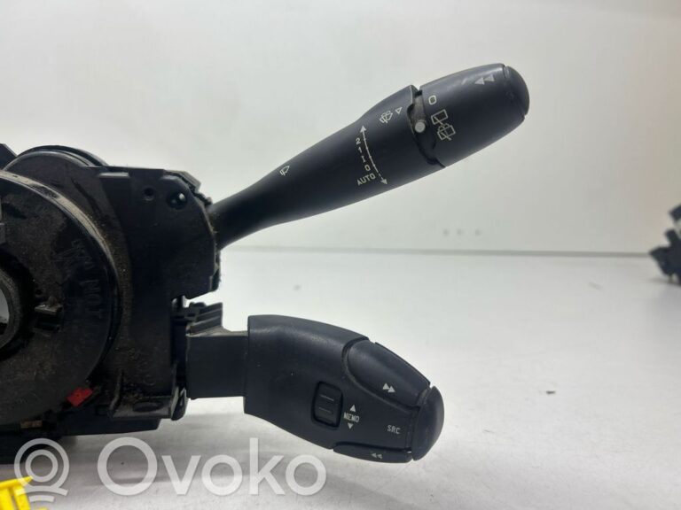 b1888ada39bfcd1ab71a15e9235980b0-e2acf138cd05782ad91ef59f25a35ef5_wiper_turn_signal_indicator_stalk_switch