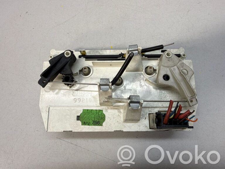 b1f7fa5ef3848a1093bfc603a607e8d5-34716af801f800d857c371cd7cda68af_climate_control_unit