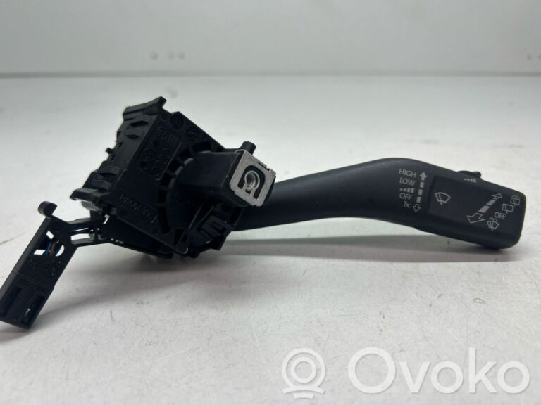 b2961c5244e0ec07f5129f95bb52599a-1286896433e1de32d11269827ef95013_wiper_control_stalk