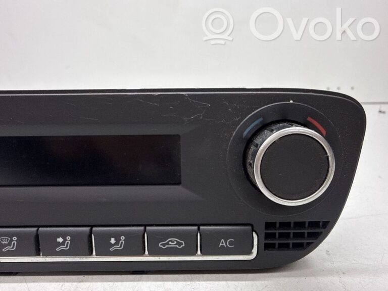 b2c7fedfcf8bdeebe669ccf9aa67d31d-8f2c02eba08b0077313b4e3f1e5b0101_climate_control_unit