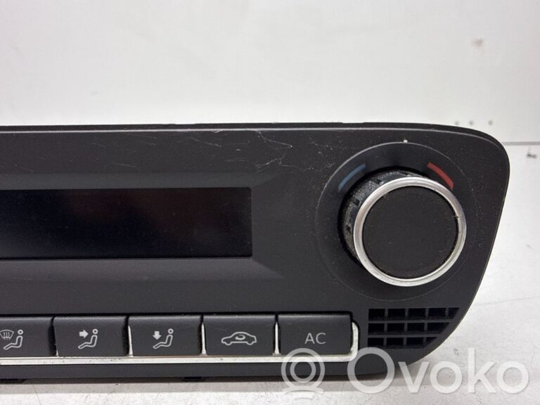 b2c7fedfcf8bdeebe669ccf9aa67d31d-8f2c02eba08b0077313b4e3f1e5b0101_climate_control_unit