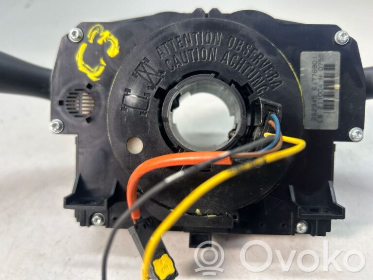 b346f2297ec7c2405ad2ec6862d9272c-3bfff5a1205778b7739ca244653bd690_wiper_turn_signal_indicator_stalk_switch