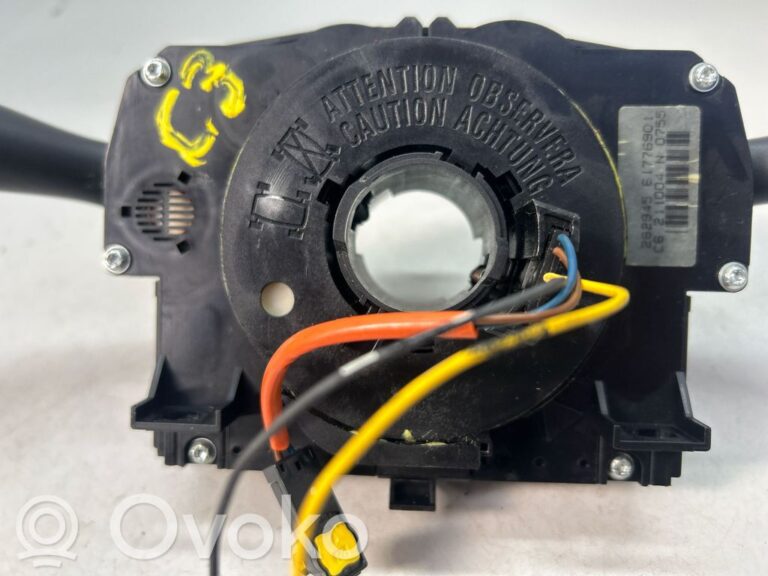 b346f2297ec7c2405ad2ec6862d9272c-3bfff5a1205778b7739ca244653bd690_wiper_turn_signal_indicator_stalk_switch