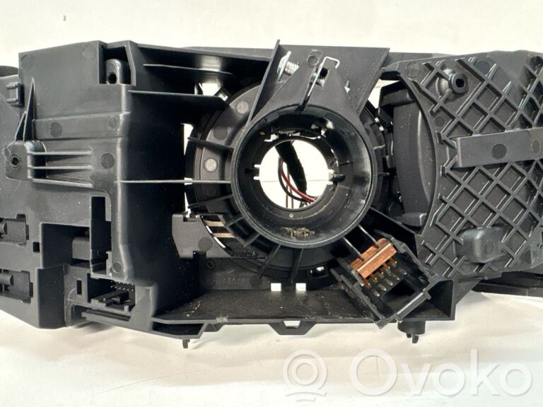 b39479ca4f9b74675c2a111e42e928a1-2490ebb012450c39bac7707c9ffc7bc9_wiper_turn_signal_indicator_stalk_switch