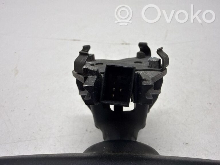 b5751819bc55189b8b5052d7a1dc0e05-169ef2e9eb40b0fc36581612148b5aa8_rear_view_mirror__interior_