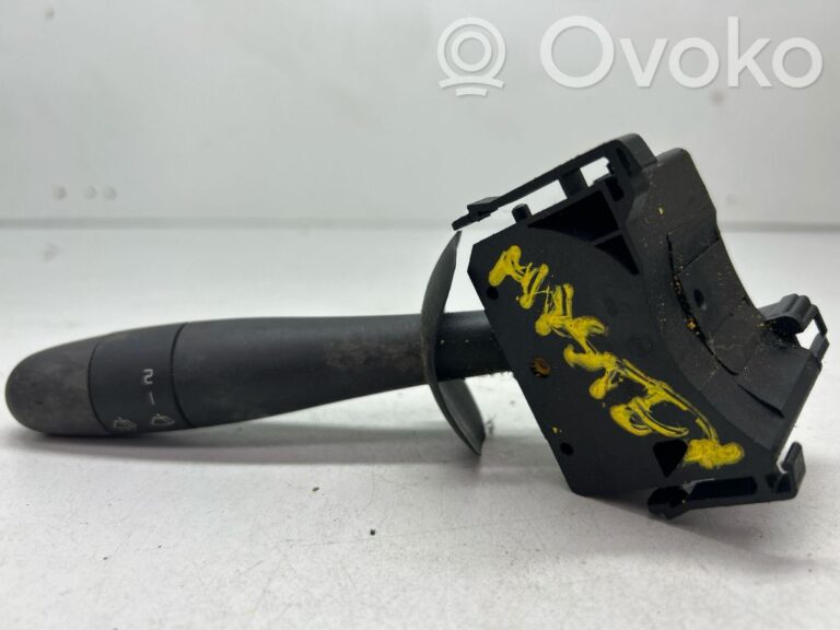 b6110d368228a7142c89ac84ebe09823-9ff755c132ed23a147a3a555e6793b97_wiper_control_stalk