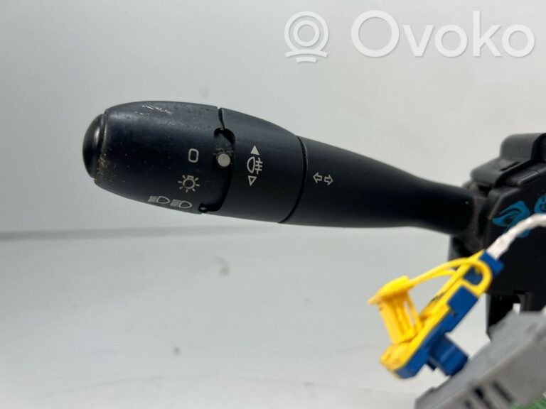 b837a59deaecaba7ab30229fb93b2b67-c4420fff6a65fc5b8574ac444054cd9c_other_switches_knobs_shifts