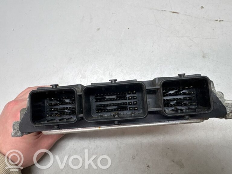 b876f72121ed8c249e36c41aa23785ae-7211e6971473ccdc3b6800ea1d03dc72_engine_control_unit_module