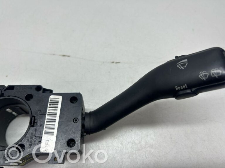 b9fbb92c10dc7daeed3e446ec1a511ac-622de111946e99693ba77bdf1ecff85c_wiper_turn_signal_indicator_stalk_switch