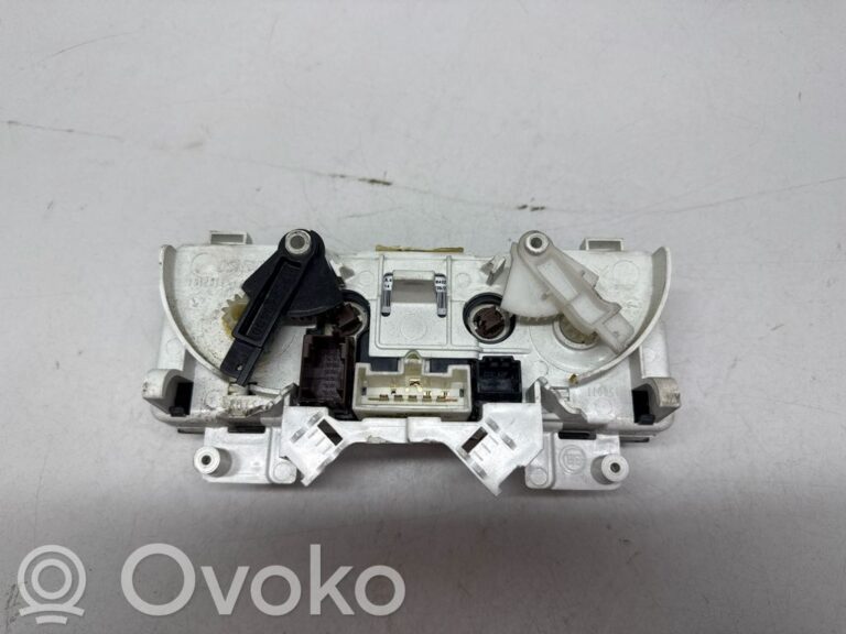 b9fcada4fcd0ba3c11bff778f2e60567-c67538103c85201b4152b868869bfaad_climate_control_unit