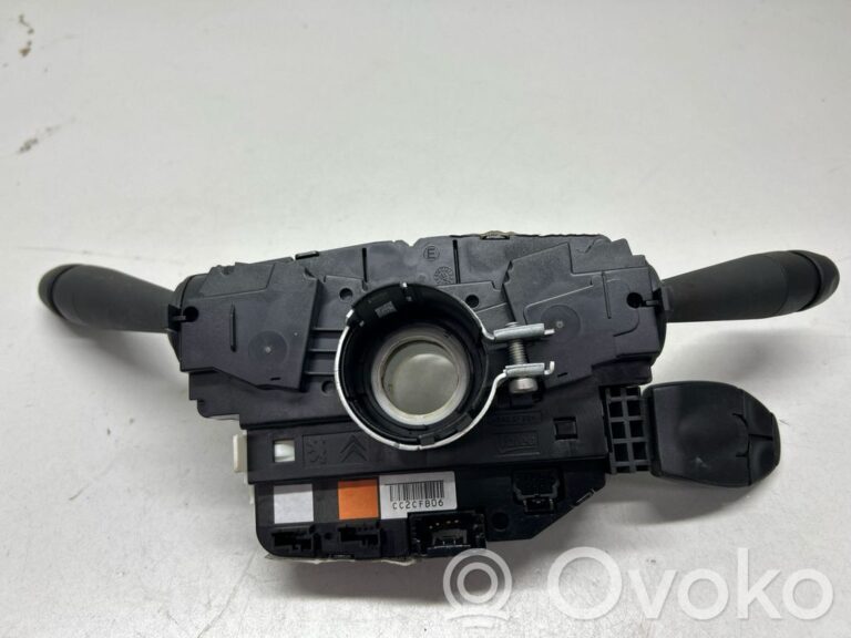 babae6823b148b8adc8056e5cd0baff4-6e2ba63a78607915a7e58dcd3dae5c64_wiper_turn_signal_indicator_stalk_switch