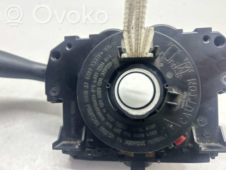 badf28f6c681232c3a43c2611664f3a5-98ffeb6e8e295c61628fcfa9239dfb9f_wiper_control_stalk