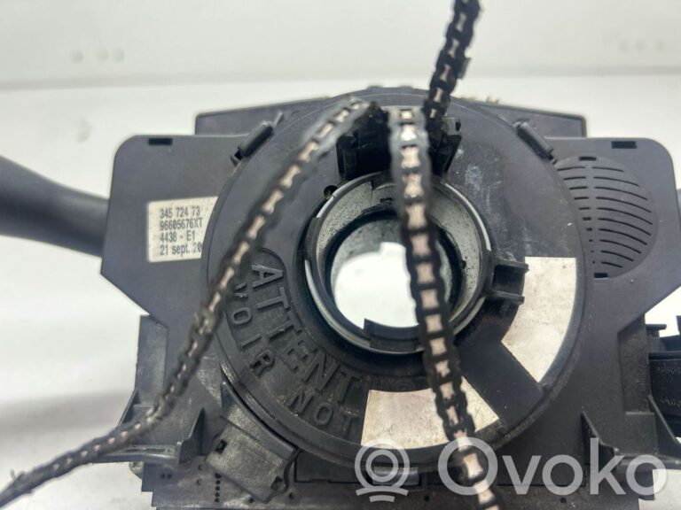 bb1ff7a61312917729ed395d0fb905fc-c8f6589736b0028b953976c3837e9c80_wiper_turn_signal_indicator_stalk_switch