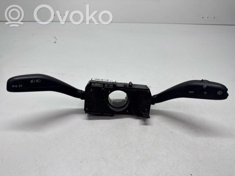 bb4c84fd318c9a83158ece7eaf1b6f62-3f9ea39241dee0ff7ec307ecb9e933b7_wiper_turn_signal_indicator_stalk_switch