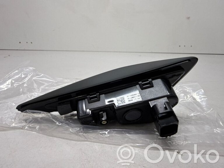 beb3c4bc9671579c81f1babcb3587245-c75baa736fcdcb9416b2cf7352a66199_side_fender_camera