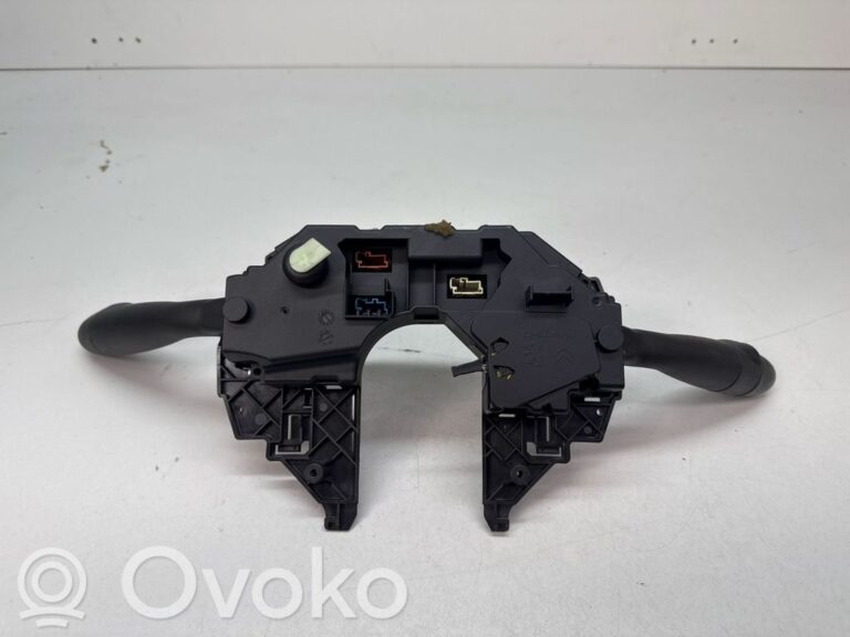 c1cb1f8a26062f34ffbd351f2fda507a-06dd915ef63202676f2f17b2c5110769_wiper_turn_signal_indicator_stalk_switch