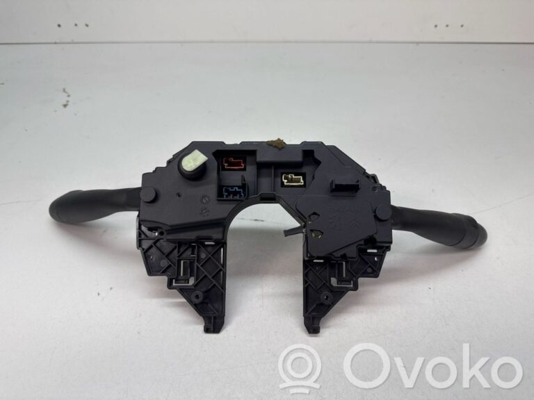 c1cb1f8a26062f34ffbd351f2fda507a-06dd915ef63202676f2f17b2c5110769_wiper_turn_signal_indicator_stalk_switch
