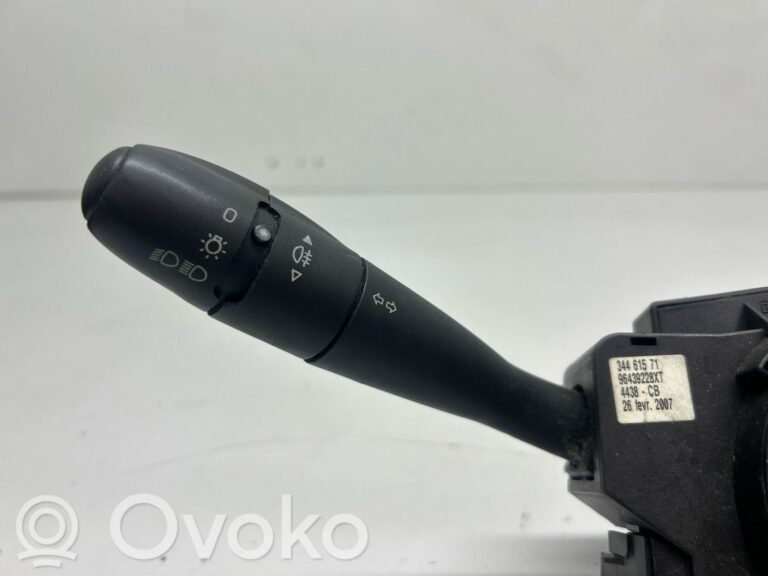 c1d0dabe300c8e595f95b4e4a3930d43-fd089aaabe4de7adf74f534d7634961b_screen_display_small_screen