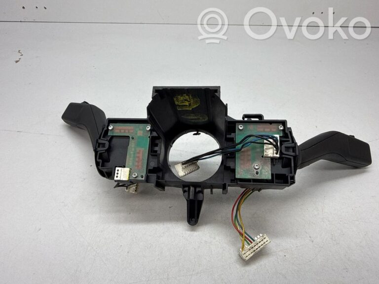 c209cff60ede3988e6d8debd0f1e46eb-a3a57becdca5583f1b98d853f25092eb_wiper_turn_signal_indicator_stalk_switch