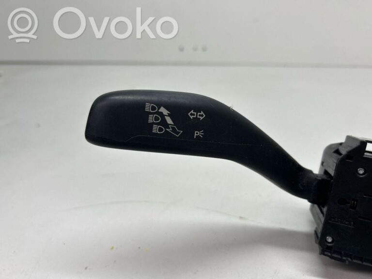 c25cc849908c35f22d5fade69590c9dc-550efce30c6fef4f2993b7a2c27f6418_wiper_turn_signal_indicator_stalk_switch