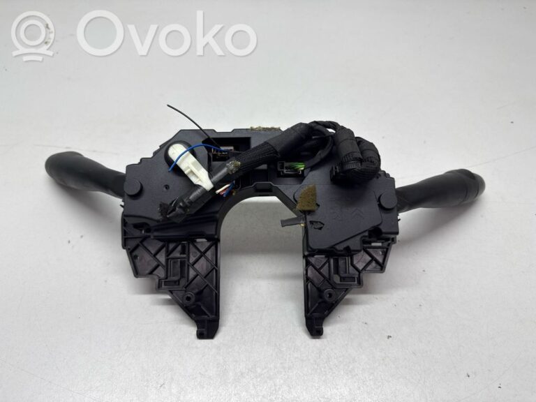 c2aa5136ebfe6bf2396d2fbf3aee20e4-5d9b176700c145259bcca748f12d2804_wiper_turn_signal_indicator_stalk_switch