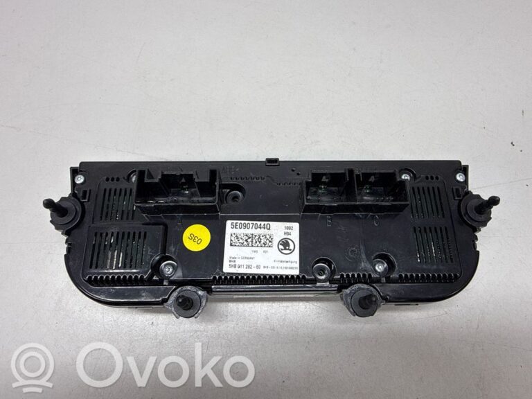 c3483bcf48a8e2a2fac63b5ee25a8fcd-66dc6c52d3b2b0b43c3bb21ca41fdfe5_climate_control_unit