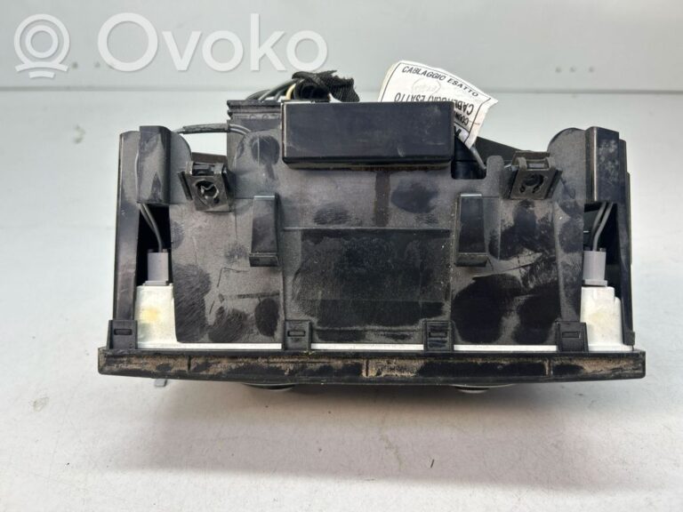c3c7f6c22258954d65f4cc8525e1944c-0c52a46d4c50c06aafabd87571fd4f22_climate_control_unit