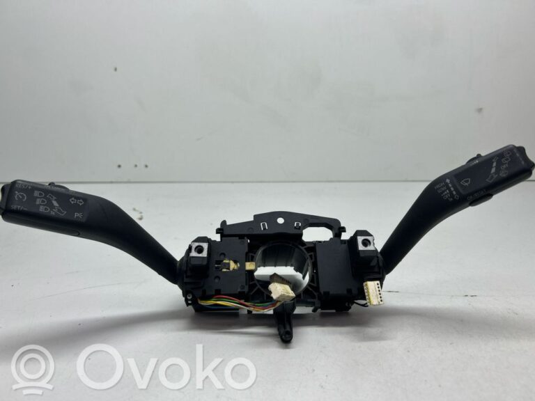 c4a05599f4bcce586217c5843438ae43-79c7356948370e4e99bc367dc8f21caf_wiper_turn_signal_indicator_stalk_switch