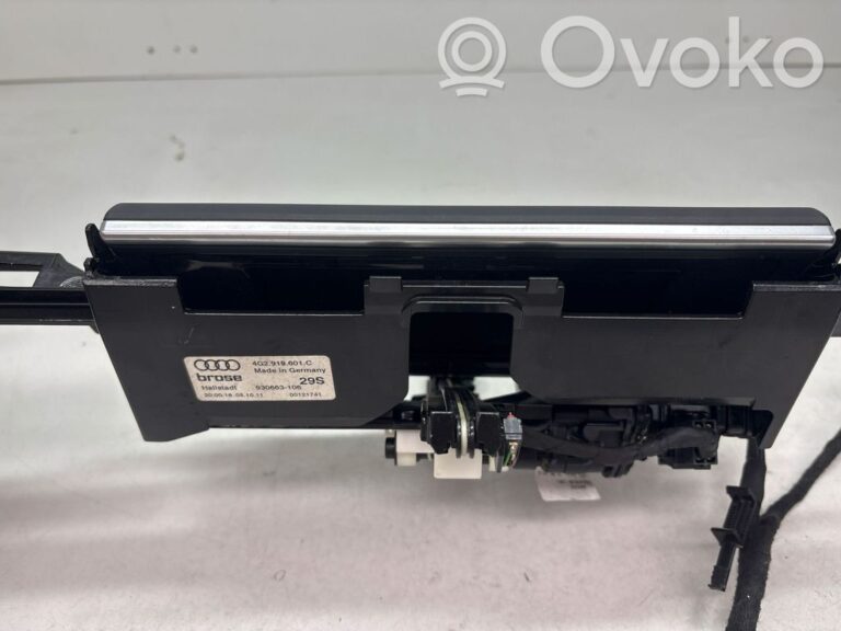 c536f8986f6aa341c8b5465a4fd57b9f-1de35e48ad5a028e644955aeef54ec95_screen_display_small_screen