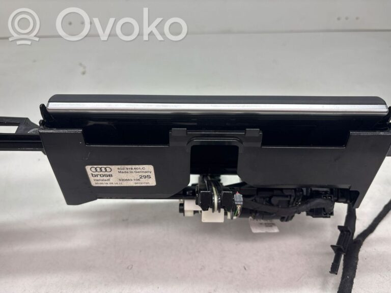 c536f8986f6aa341c8b5465a4fd57b9f-1de35e48ad5a028e644955aeef54ec95_screen_display_small_screen
