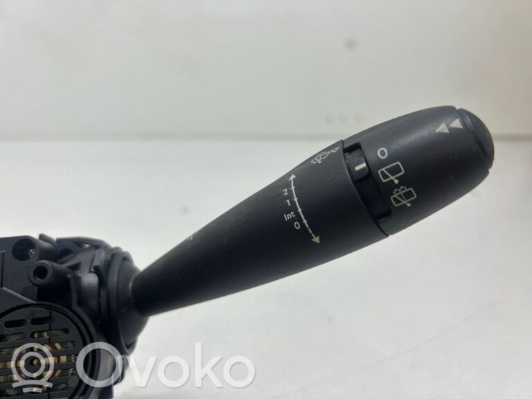 c56b617a370e491faf95794c12298424-199ea4fb64e6a870ba119774abeecae9_light_switch