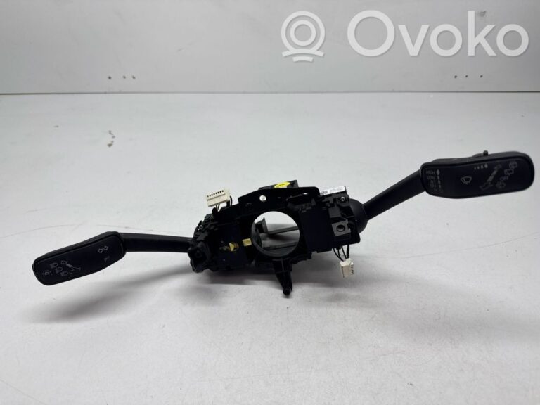 c5c86c98367c9588826d5cb445041c8d-ebe2827d924c90a2b2b65f7bd22eb726_wiper_turn_signal_indicator_stalk_switch