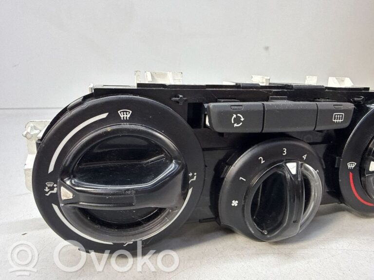 c603d24bdfa598e8c0d2dbdefe343b38-29f2b08e3bc97c4edcc24e5e5b38ac2f_climate_control_unit