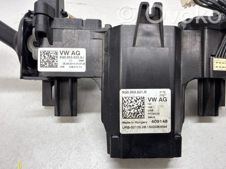 c628991224f902721f0d9b7da1529156-024a8561570d8d081c3e87996b5ed620_wiper_turn_signal_indicator_stalk_switch