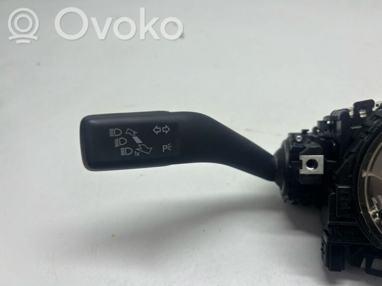 c97837cabb8b4ac61291d99b2805b2df-90790abb6104e72941ce11bdfd33a23e_wiper_turn_signal_indicator_stalk_switch