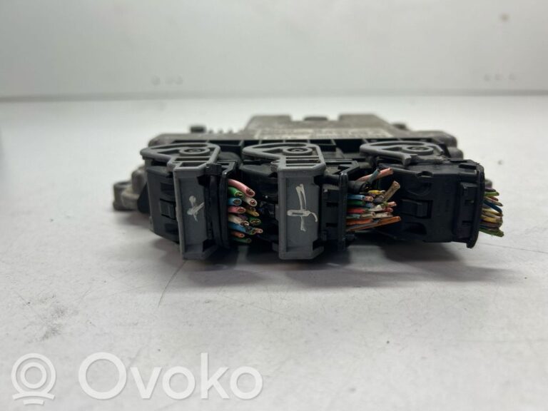 ca3e82a1c8d134ccf5bad108d9c924ff-5d4b851a5d0451598e9facc69258259b_engine_control_unit_module