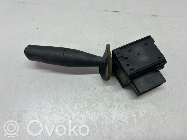 ca93b1cd5c2ac3ed3b71048ab70ee1e5-da64886fe2d20076619be1f1dbedece8_wiper_control_stalk