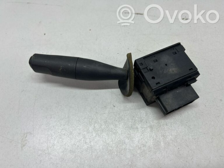 ca93b1cd5c2ac3ed3b71048ab70ee1e5-da64886fe2d20076619be1f1dbedece8_wiper_control_stalk