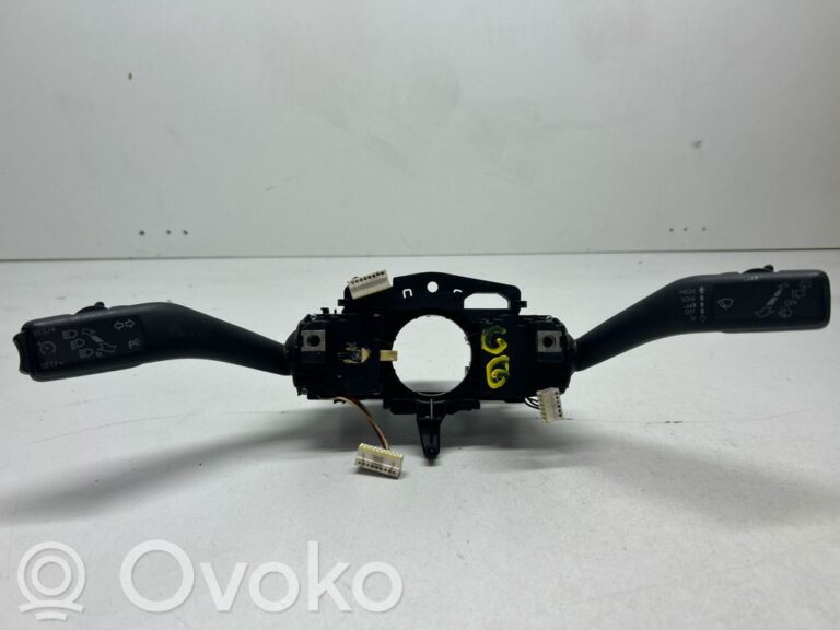 cf3735845f7d16239671dd4f96b54fe1-a81e0ea3f59287075933e1354f93a388_wiper_turn_signal_indicator_stalk_switch