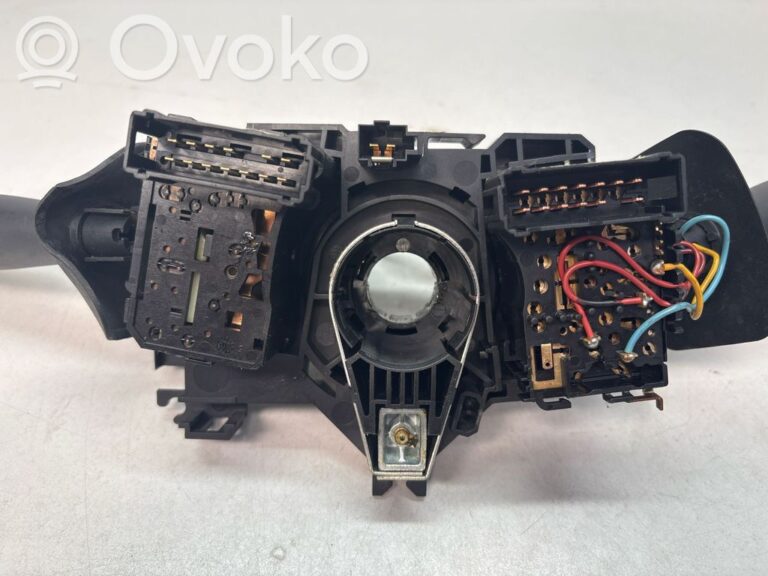 d149ce457de9cf84967d5182c58251f1-74cdeb0d4f46b4ca60431daa70f03ae1_wiper_control_stalk