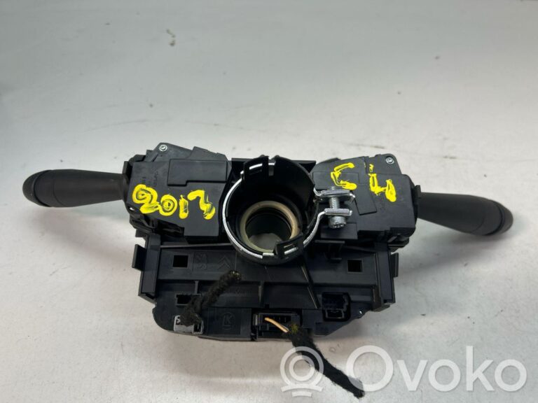 d263182440915da17bdbd1da6cbe119a-0b295d61b0cdd4e0dd43c379b2963294_wiper_turn_signal_indicator_stalk_switch