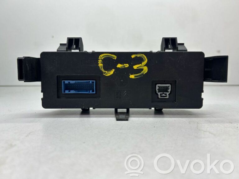 d3be8ee9031321af0c3f4d75ff46e630-1cb045f3af5d63356c4b122a7bca6cdd_climate_control_unit