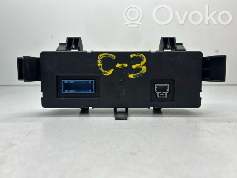 d3be8ee9031321af0c3f4d75ff46e630-1cb045f3af5d63356c4b122a7bca6cdd_climate_control_unit