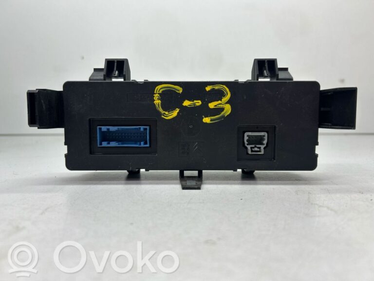 d3be8ee9031321af0c3f4d75ff46e630-1cb045f3af5d63356c4b122a7bca6cdd_climate_control_unit