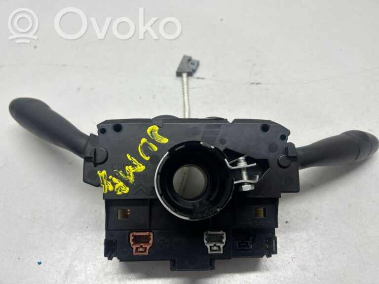 d3c0a78027f82d7c57bd4372cd00cd22-1144ca40395681b6138ded2cf2ee6d08_wiper_control_stalk