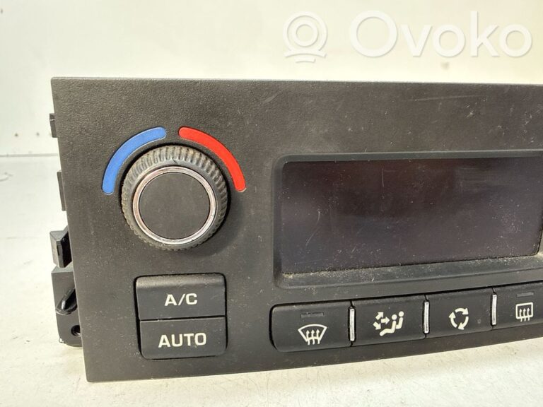 d493d3c0da53945bc468d23399ab6c21-0da3a458c6c1d58c3f271ab65fe90b34_climate_control_unit