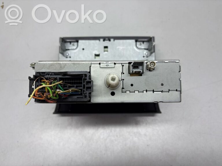 d57a222083f049325788b76573b0331c-90d8cb043522363b0cdfc9d62292c49c_radio_cd_dvd_gps_head_unit