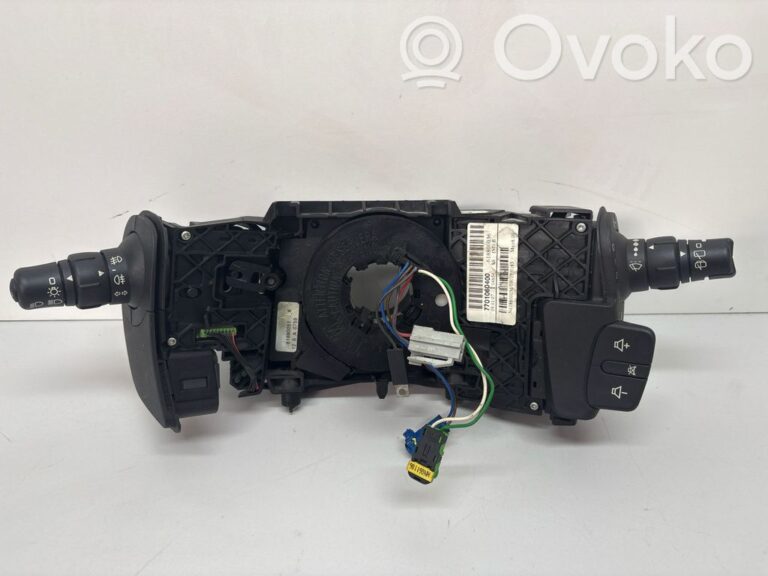 d586643c06db76fc4174de3a3fead06d-a3e7c4c8f9b68be2a4055c0a4507caf1_wiper_turn_signal_indicator_stalk_switch